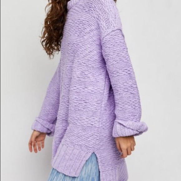 🦋FREE PEOPLE!!!!! purple sweater oversized - Picture 3 of 4